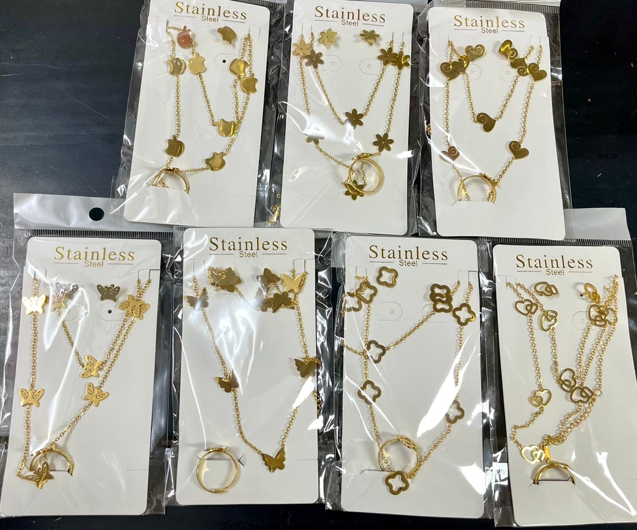 4 Set(earrings, Necklace, Bracelet & Ring